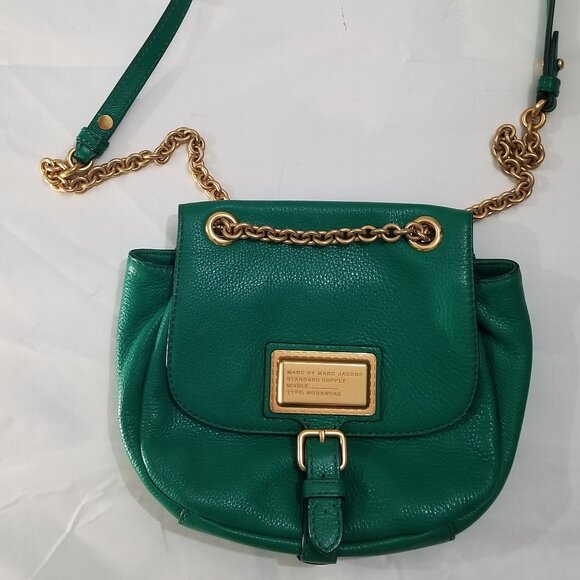 Marc Jacob purse in green - Picture 1 of 16